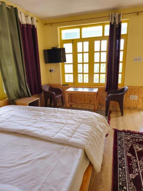 Hotel Dhungri valley